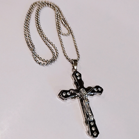 24” Stainless Steel Necklace with 2" Large Cross - Picture 17 of 17